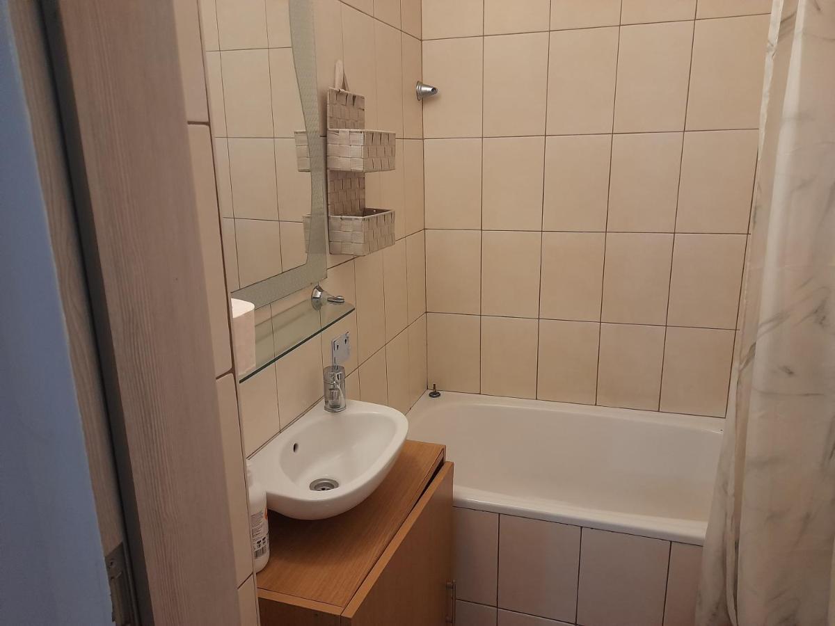 Bucharest Trip Apartment מראה חיצוני תמונה