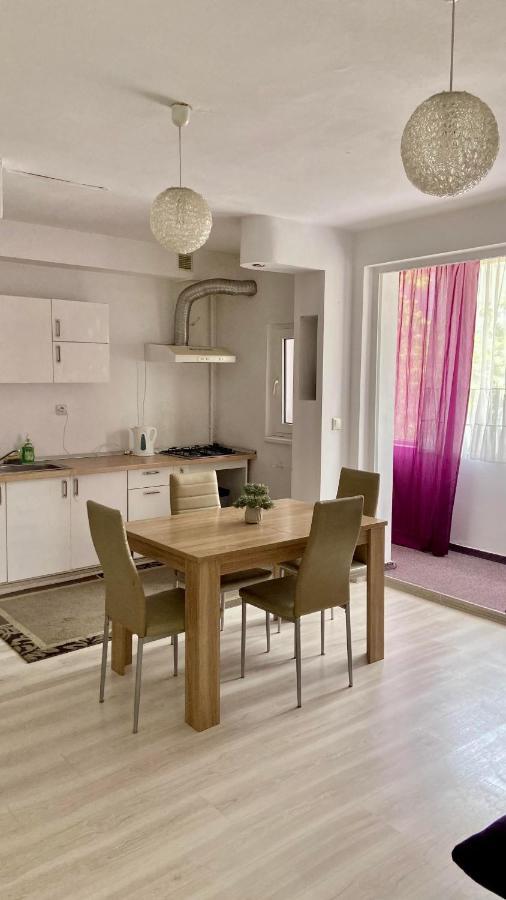 Bucharest Trip Apartment מראה חיצוני תמונה